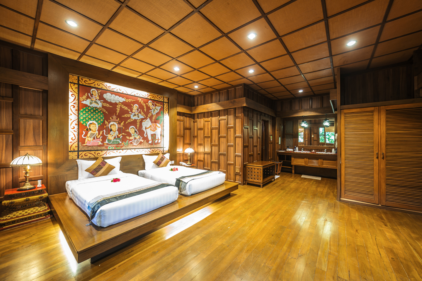 Royal Villa Private Pond/Garden